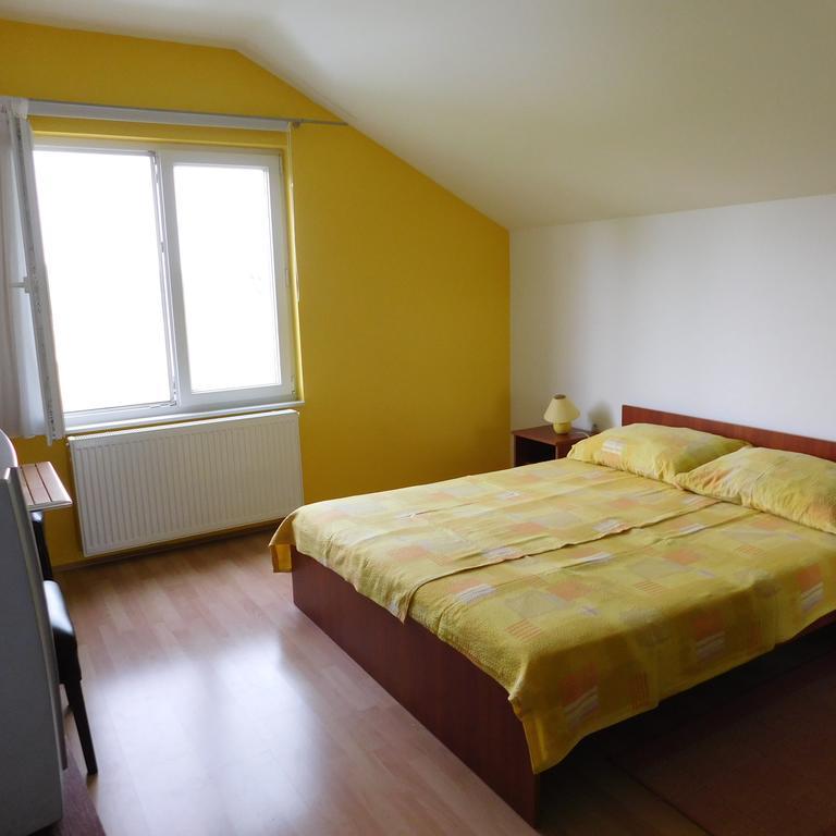 Guesthouse Capistro Bilje Exteriér fotografie