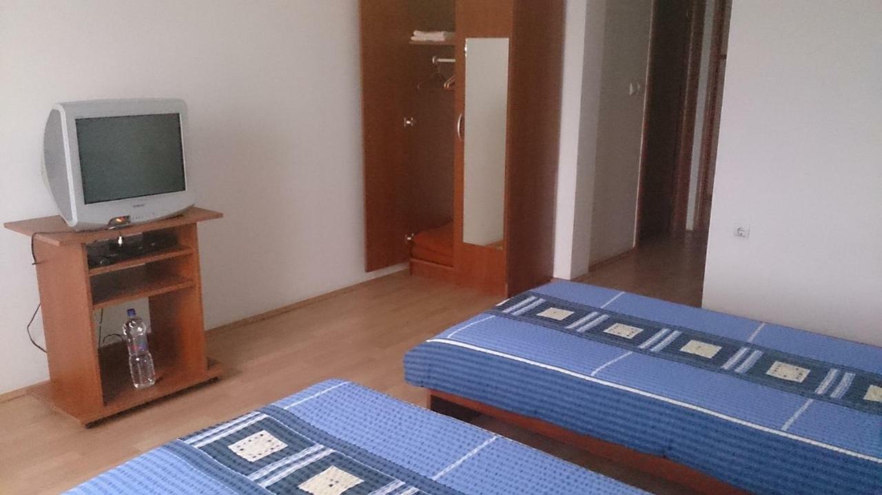 Guesthouse Capistro Bilje Exteriér fotografie
